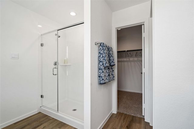 7609 Inwood Hills Lane, Houston, TX 77088