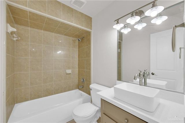 309 E 1st Street, San Juan, TX 78589