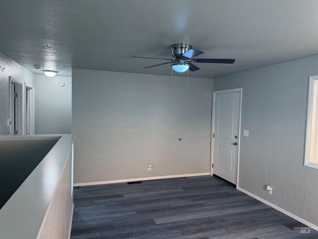 439 Van Buren St, Twin Falls, ID 83301