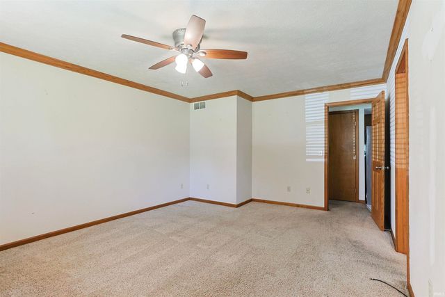 52297 Leland Avenue, South Bend, IN 46637