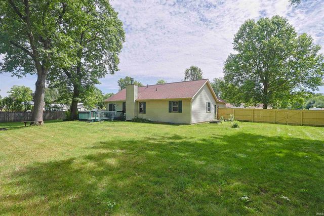 52297 Leland Avenue, South Bend, IN 46637