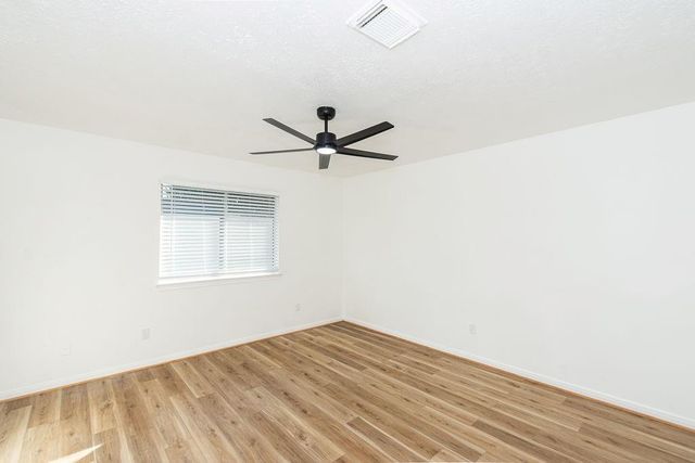 3718 Brighton Lane, Pearland, TX 77584