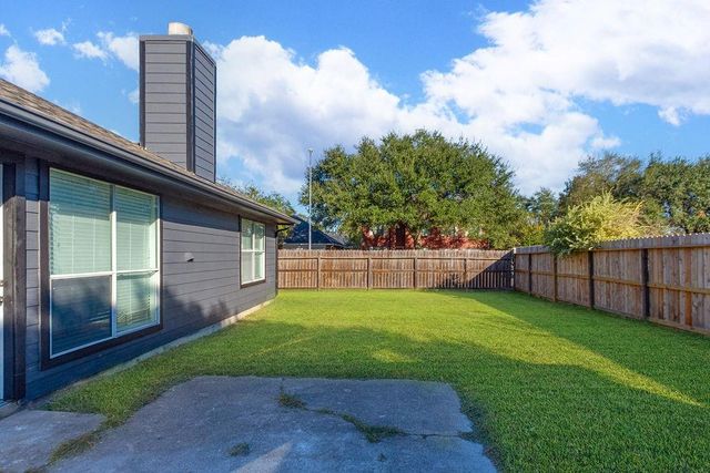 3718 Brighton Lane, Pearland, TX 77584