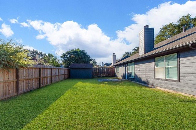 3718 Brighton Lane, Pearland, TX 77584