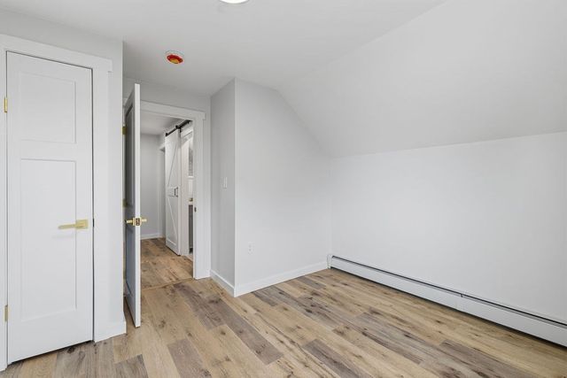 14 Bolton Rd, Dartmouth, MA 02748