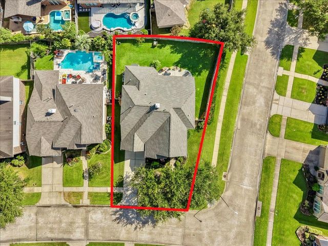 2500 Rockygate Lane, Friendswood, TX 77546