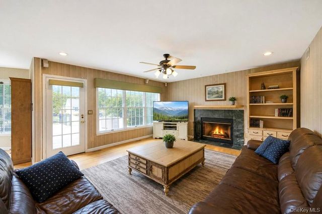 150 Hayrick Lane, Commack, NY 11725