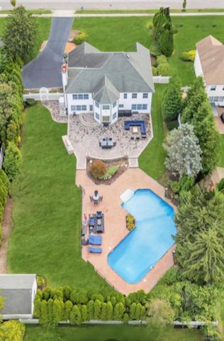 150 Hayrick Lane, Commack, NY 11725