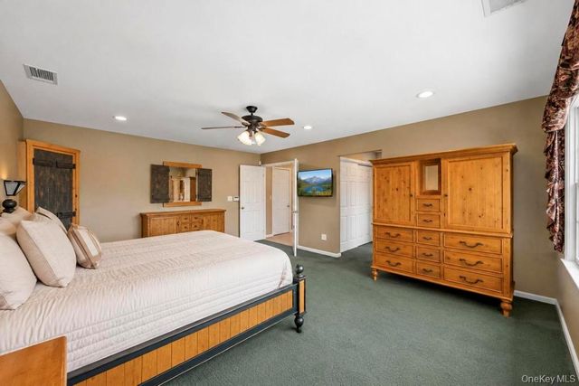 150 Hayrick Lane, Commack, NY 11725