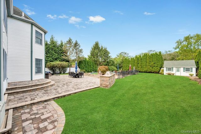 150 Hayrick Lane, Commack, NY 11725