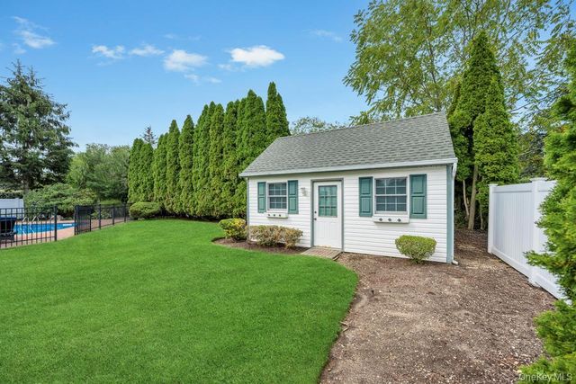 150 Hayrick Lane, Commack, NY 11725