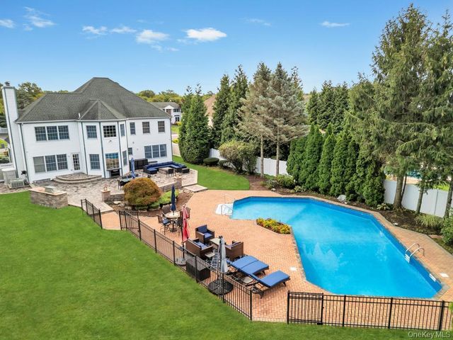 150 Hayrick Lane, Commack, NY 11725
