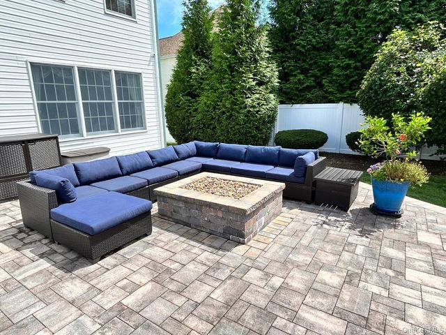 150 Hayrick Lane, Commack, NY 11725