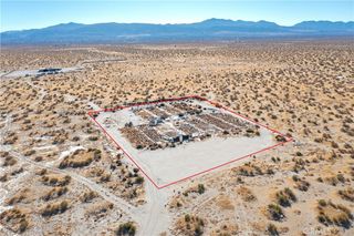 7 Rancho Rd, Phelan, CA 92371