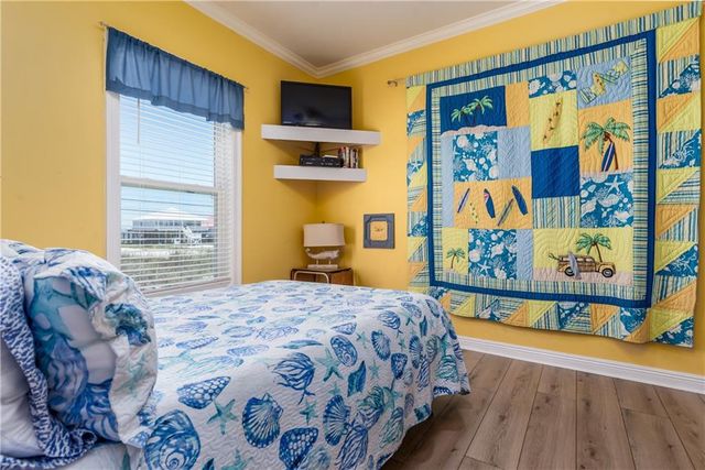 106 Serigny Court, Dauphin Island, AL 36528