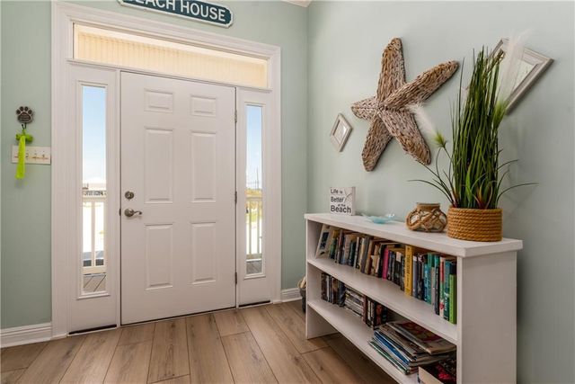 106 Serigny Court, Dauphin Island, AL 36528