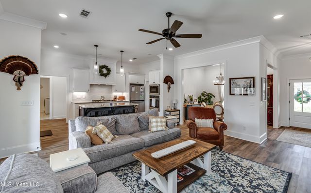 127 Ole Magnolia Drive, Brandon, MS 39042