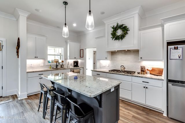 127 Ole Magnolia Drive, Brandon, MS 39042