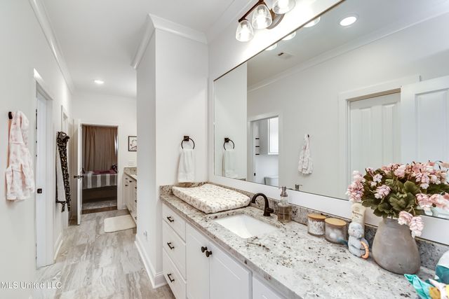 127 Ole Magnolia Drive, Brandon, MS 39042