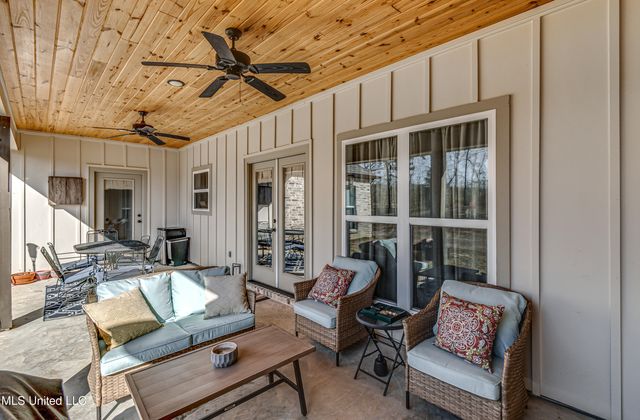127 Ole Magnolia Drive, Brandon, MS 39042