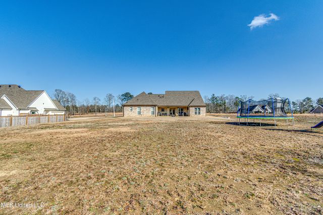 127 Ole Magnolia Drive, Brandon, MS 39042