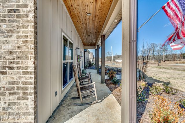 127 Ole Magnolia Drive, Brandon, MS 39042