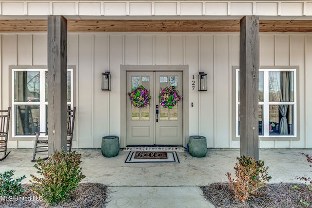 127 Ole Magnolia Drive, Brandon, MS 39042