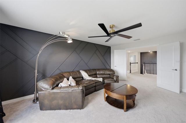 14988 SERENE SHORES LOOP, Lakewood Ranch, FL 34211