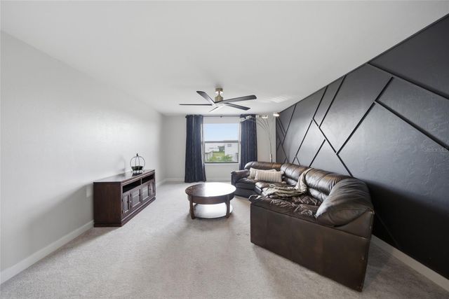14988 SERENE SHORES LOOP, Lakewood Ranch, FL 34211