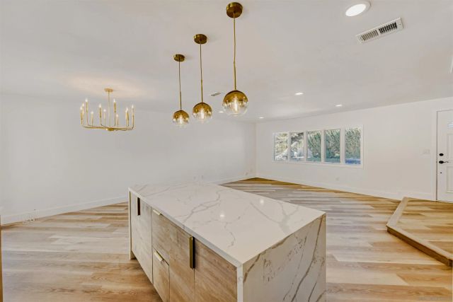 6484 Belle Glade Ave, San Diego, CA 92119