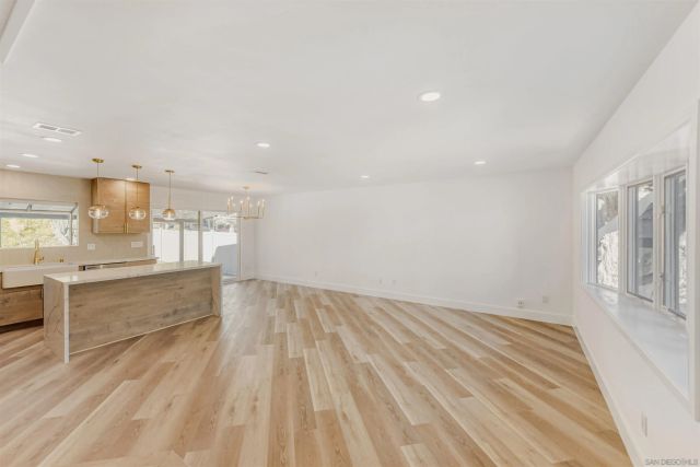 6484 Belle Glade Ave, San Diego, CA 92119