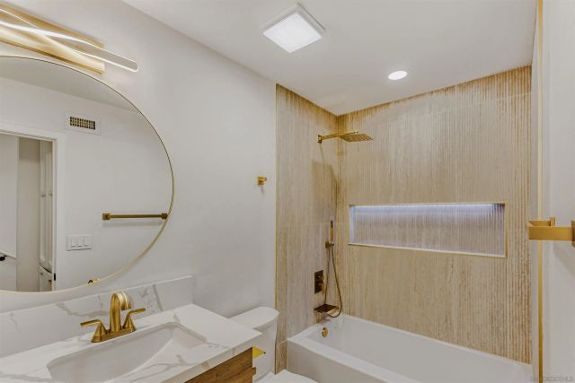 6484 Belle Glade Ave, San Diego, CA 92119