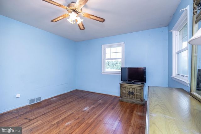 706 WEYMOUTH RD, Vineland, NJ 08360