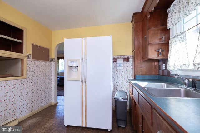 706 WEYMOUTH RD, Vineland, NJ 08360