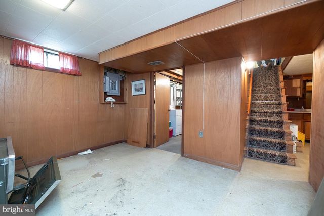 706 WEYMOUTH RD, Vineland, NJ 08360