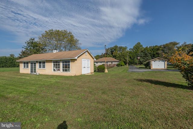 706 WEYMOUTH RD, Vineland, NJ 08360