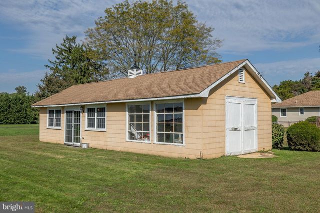 706 WEYMOUTH RD, Vineland, NJ 08360
