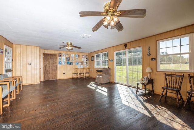 706 WEYMOUTH RD, Vineland, NJ 08360