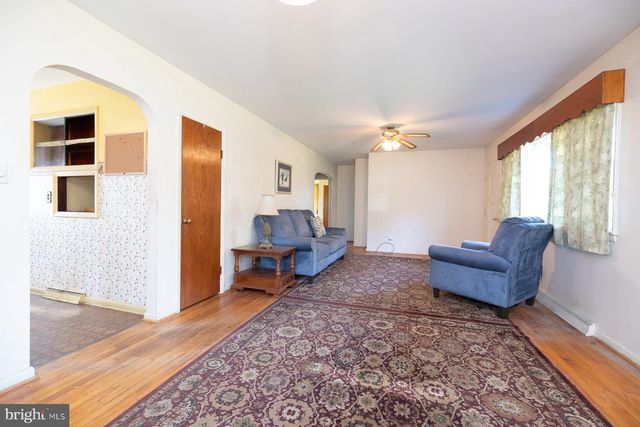 706 WEYMOUTH RD, Vineland, NJ 08360