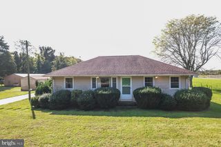 706 WEYMOUTH RD, Vineland, NJ 08360