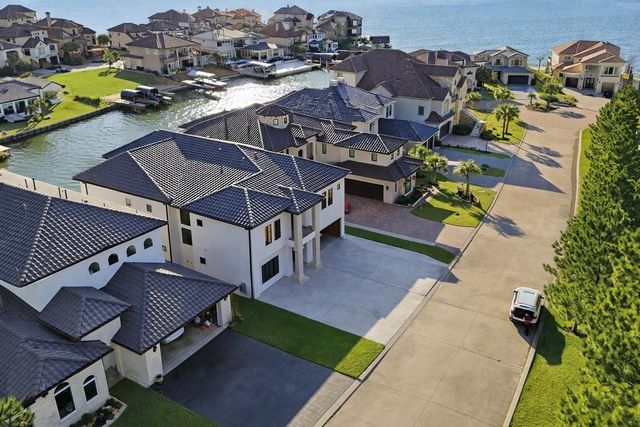 12337 Bella Vita Drive, Conroe, TX 77304