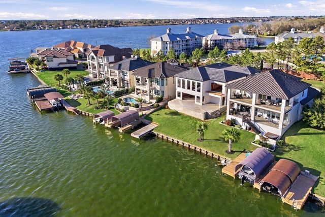 12337 Bella Vita Drive, Conroe, TX 77304