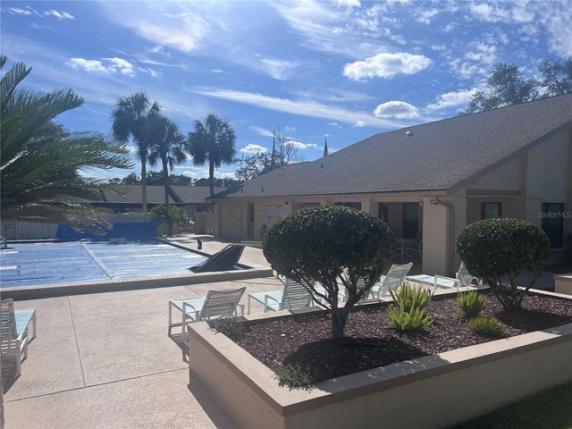 38350 IRONWOOD PLACE 5, Zephyrhills, FL 33542