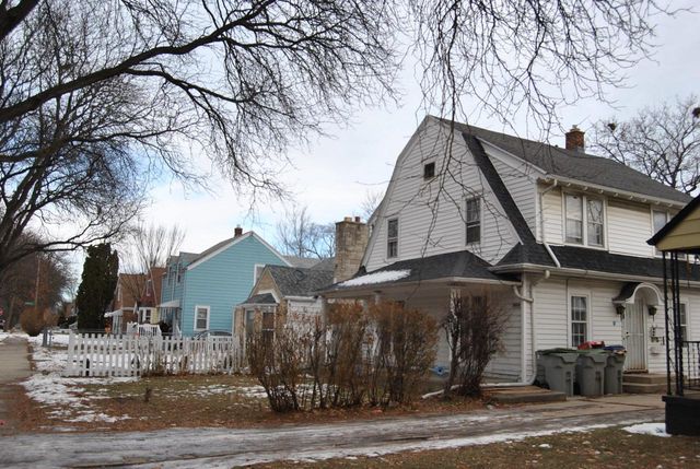 4050 N 41st STREET, Milwaukee, WI 53216