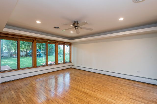 37696 N North Avenue, Beach Park, IL 60087