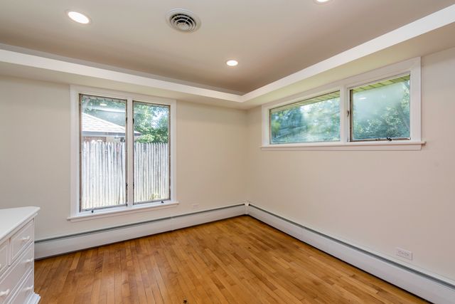 37696 N North Avenue, Beach Park, IL 60087