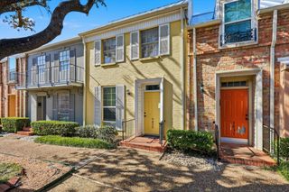 9829 Park Lane Court B, Dallas, TX 75220