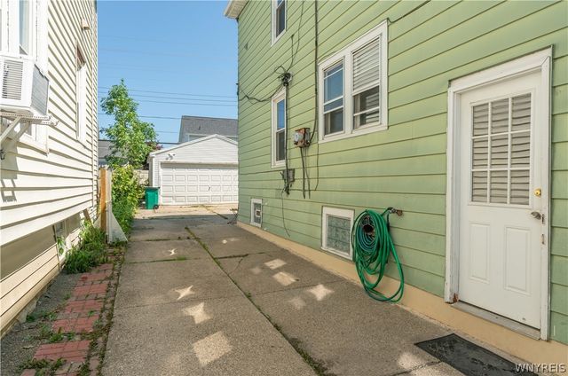 304 Taunton Place, Buffalo, NY 14216