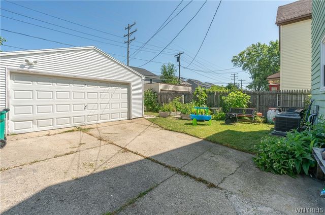 304 Taunton Place, Buffalo, NY 14216