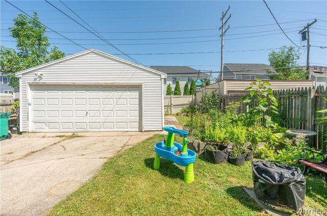 304 Taunton Place, Buffalo, NY 14216